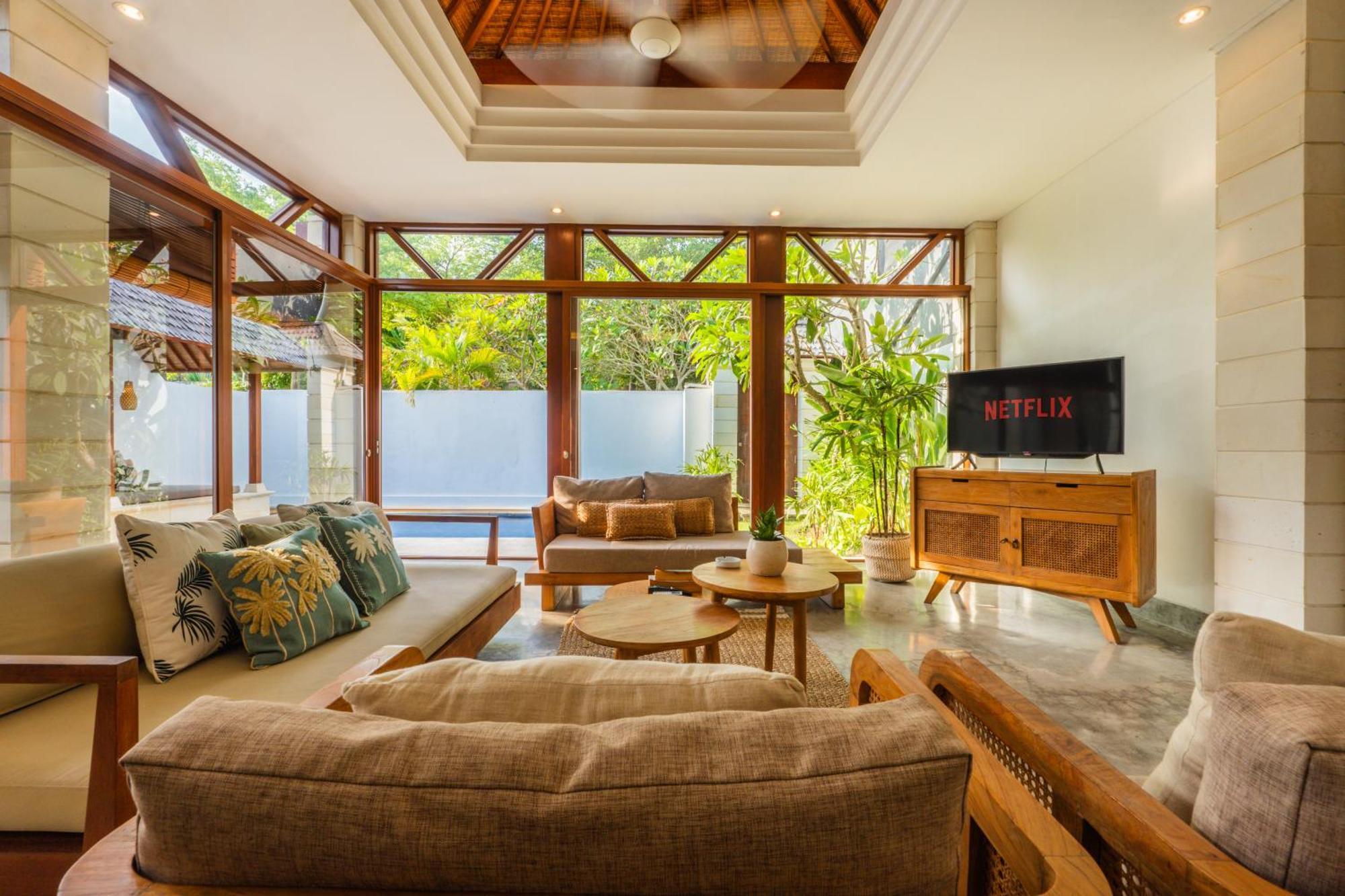 Canggu Escape Villa Exterior photo