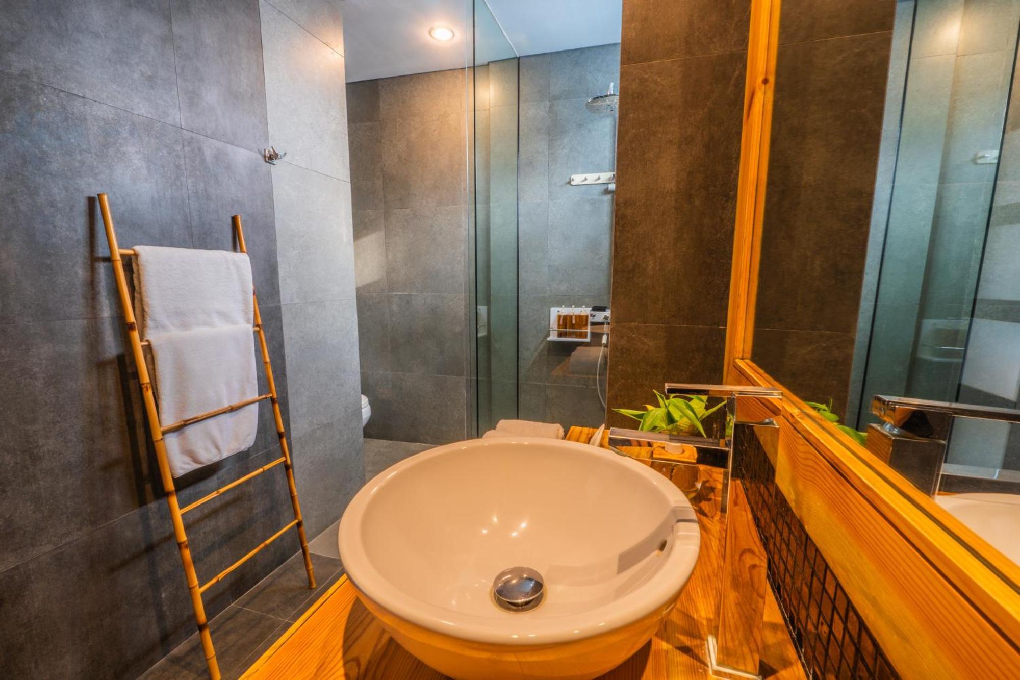 Canggu Escape Villa Exterior photo