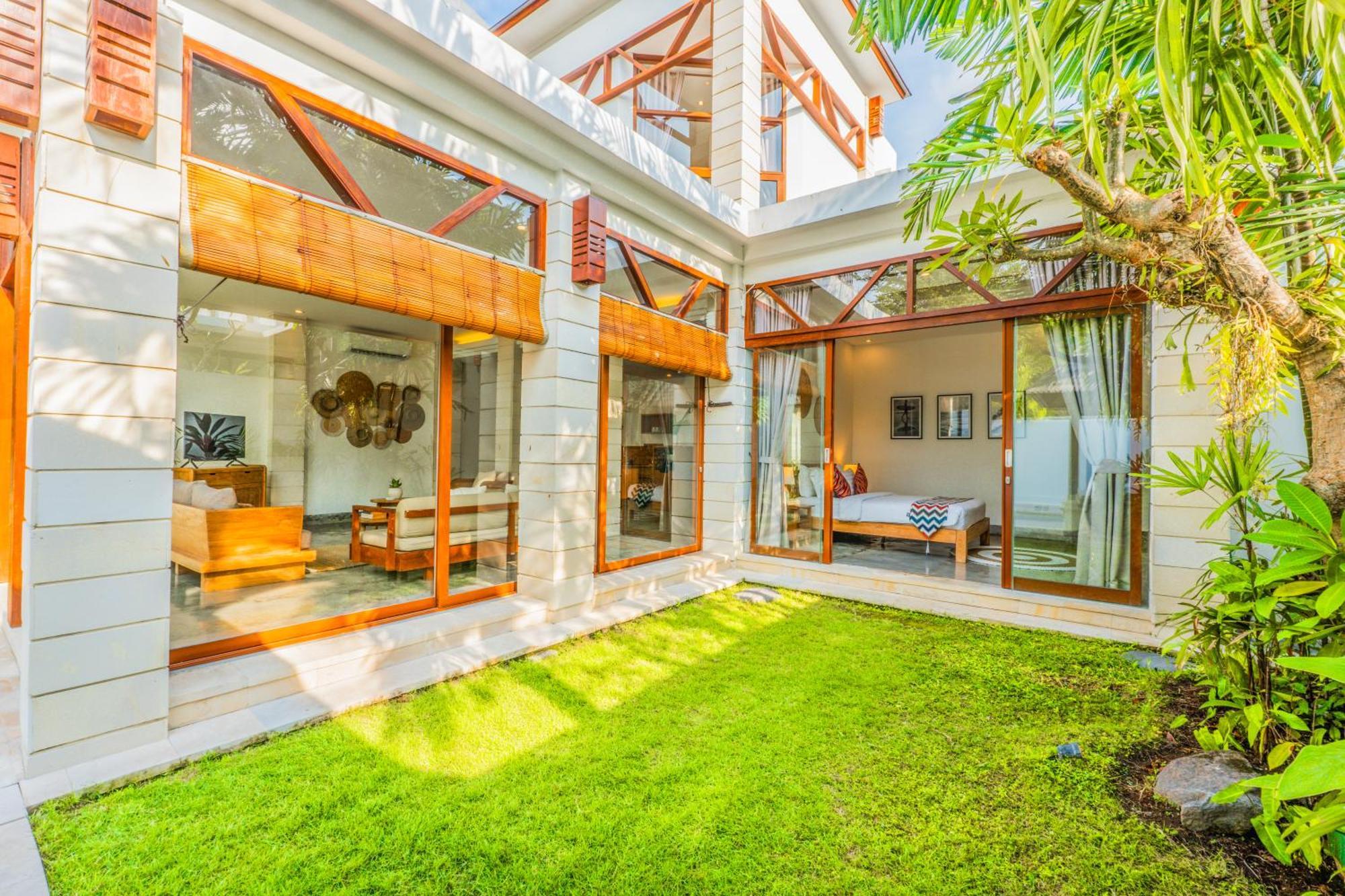 Canggu Escape Villa Exterior photo